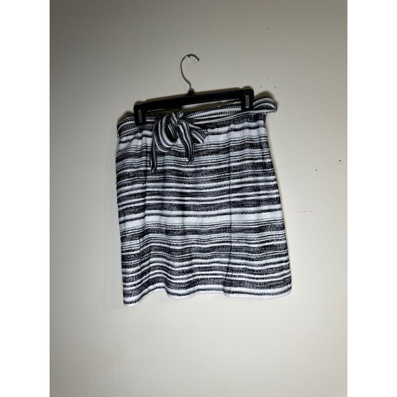 LOFT Outlet Black‎ White Striped Mini Skirt with Tie - Women's - Picture 3 of 5
